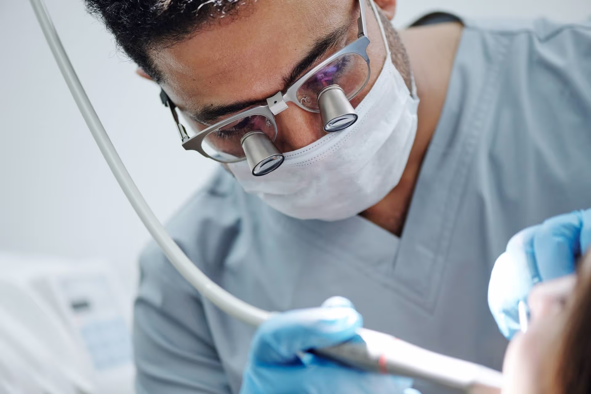 Higiene dental profesional en DENTIKA