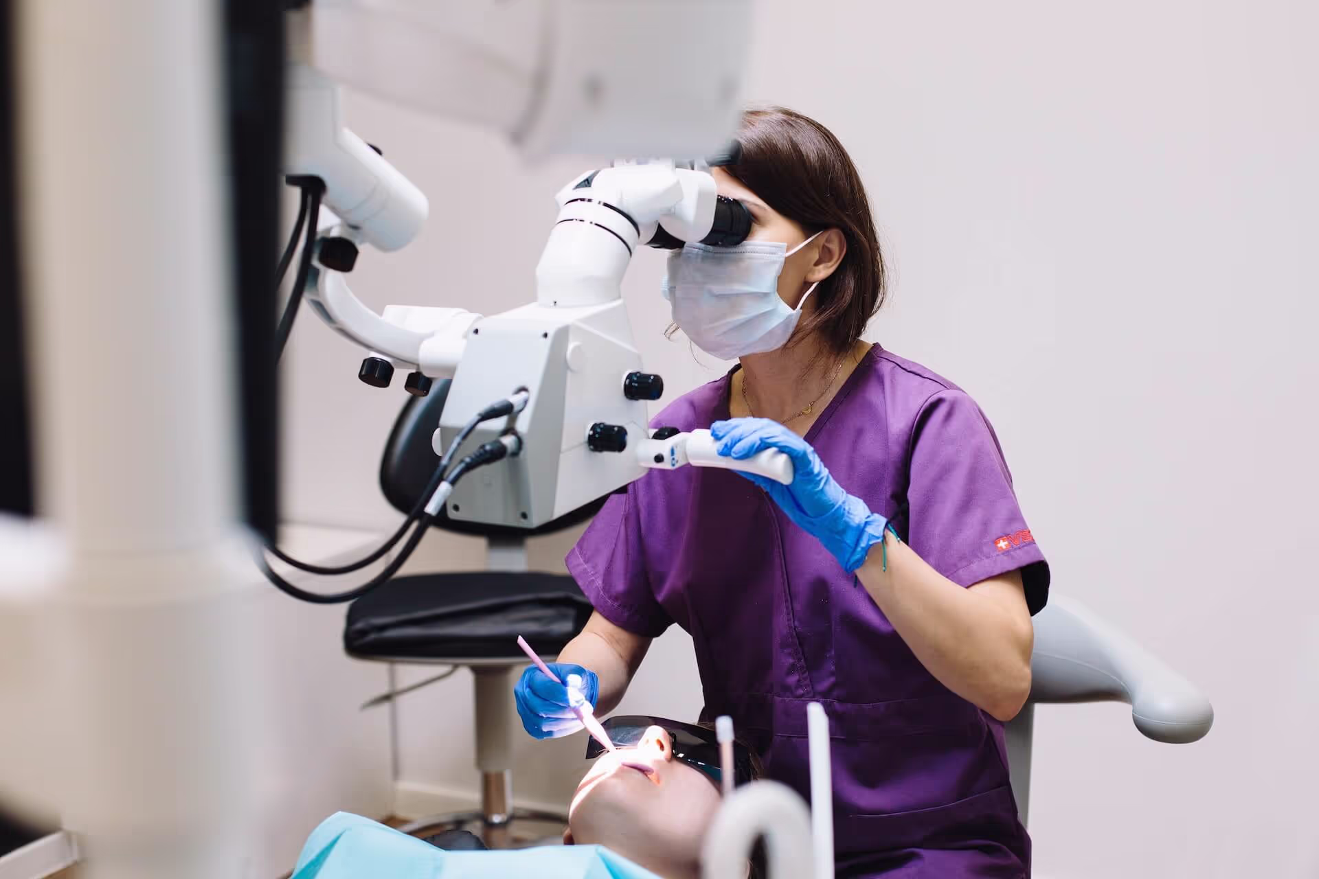 Empastes dentales estéticos en DENTIKA